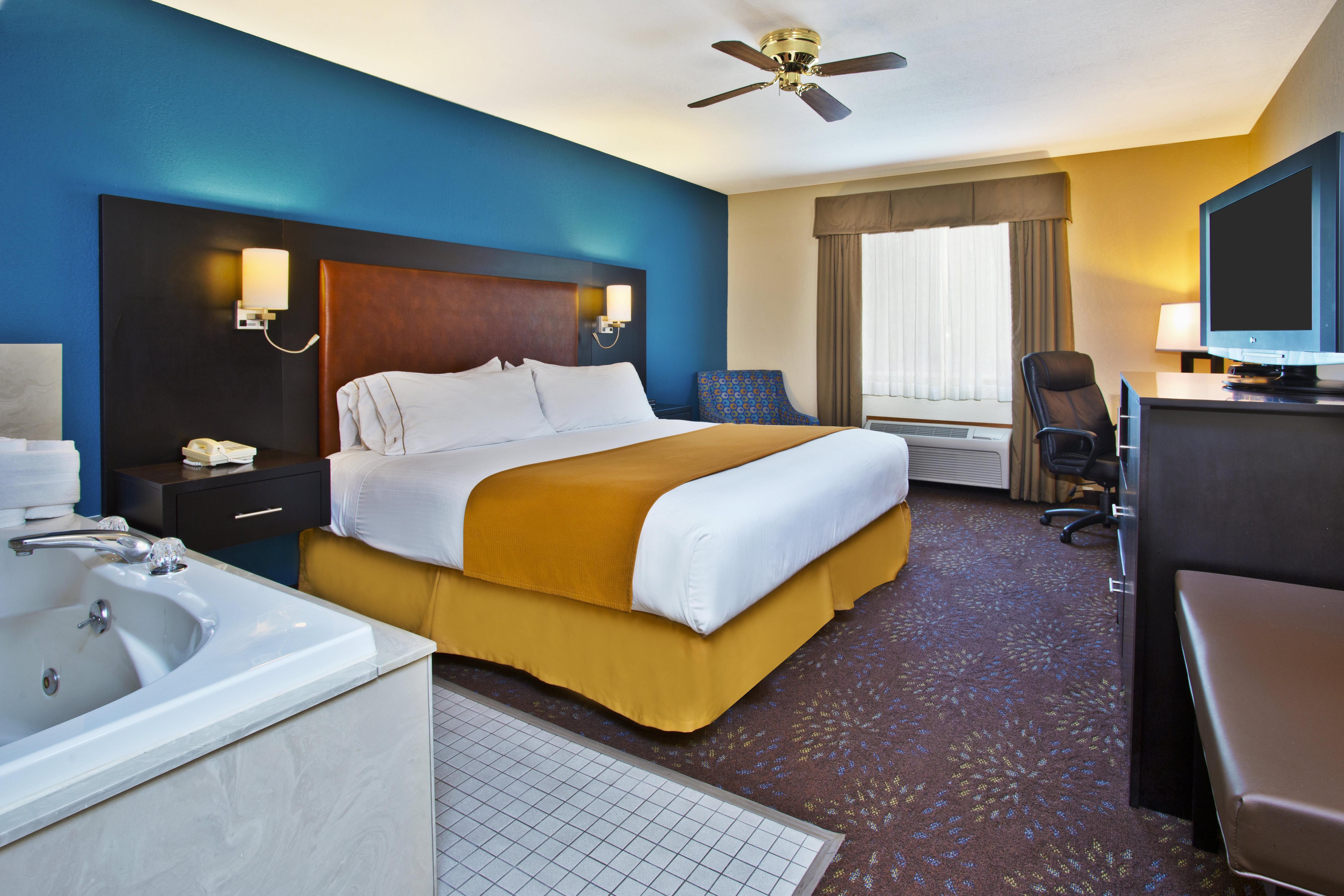 Holiday Inn Express Mackinaw City By Ihg Dış mekan fotoğraf