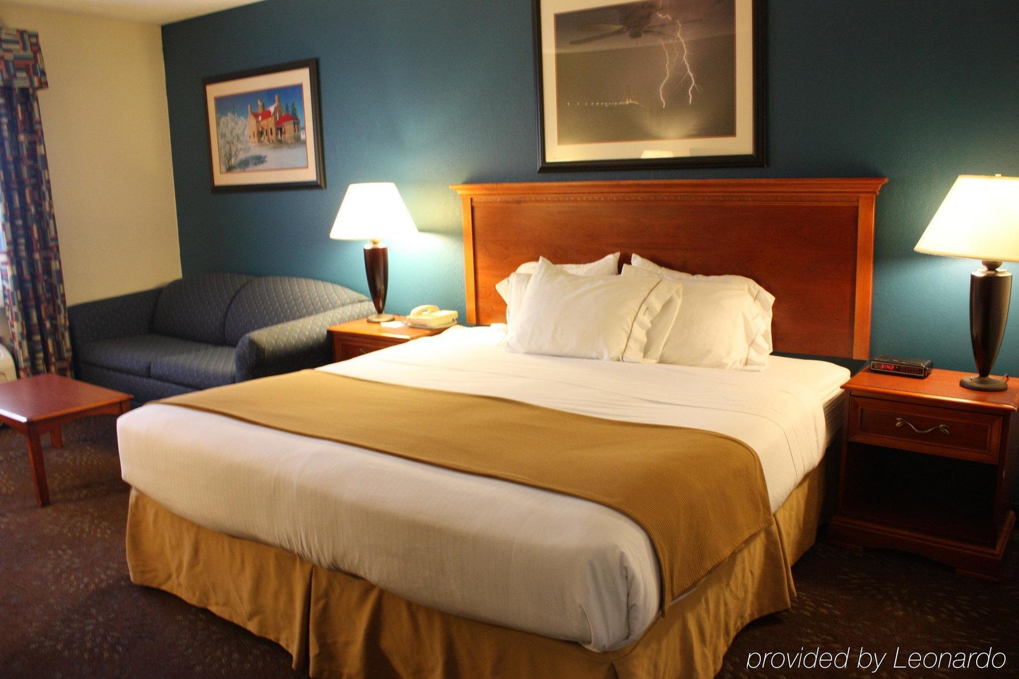Holiday Inn Express Mackinaw City By Ihg Dış mekan fotoğraf
