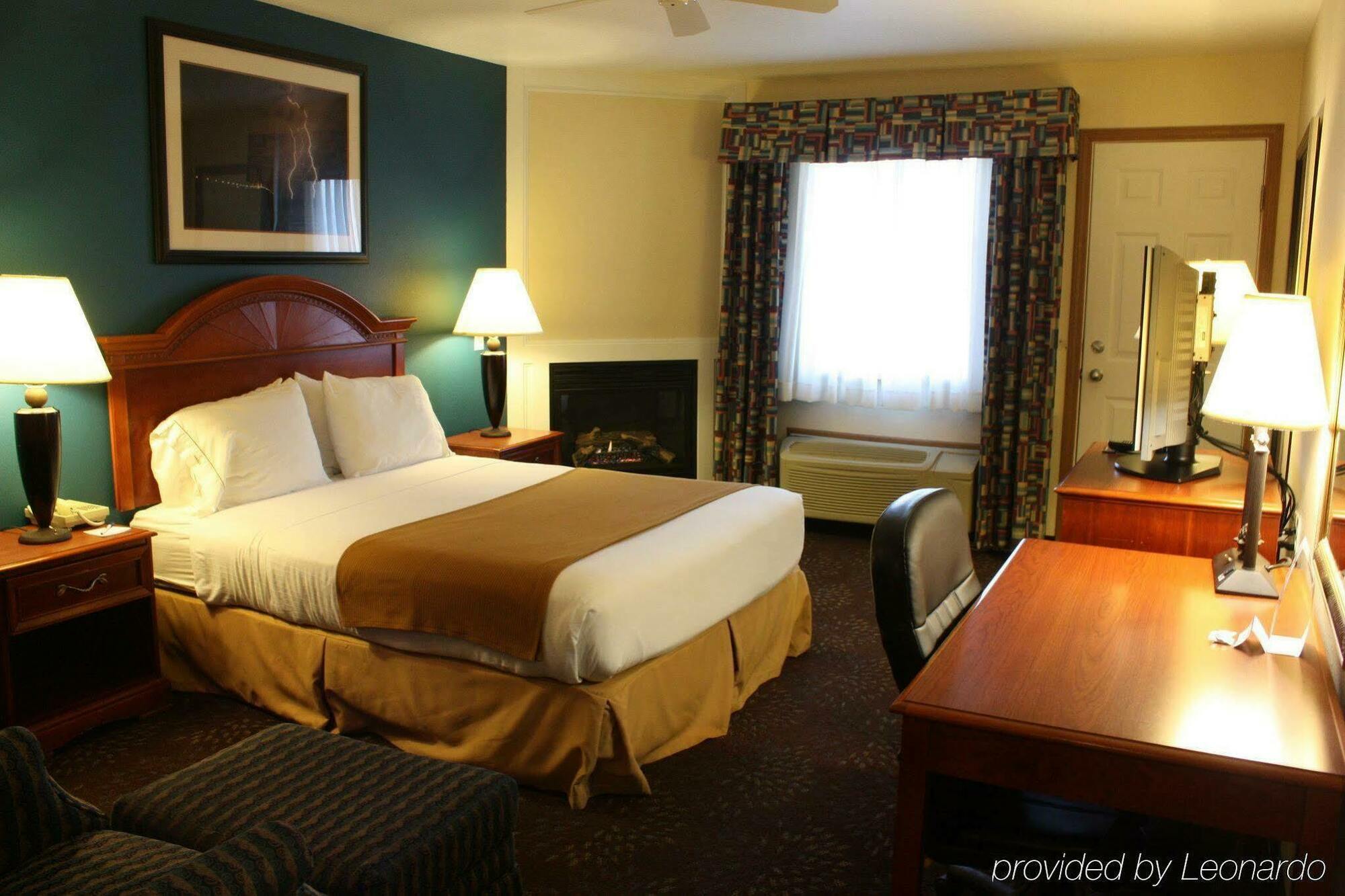 Holiday Inn Express Mackinaw City By Ihg Dış mekan fotoğraf