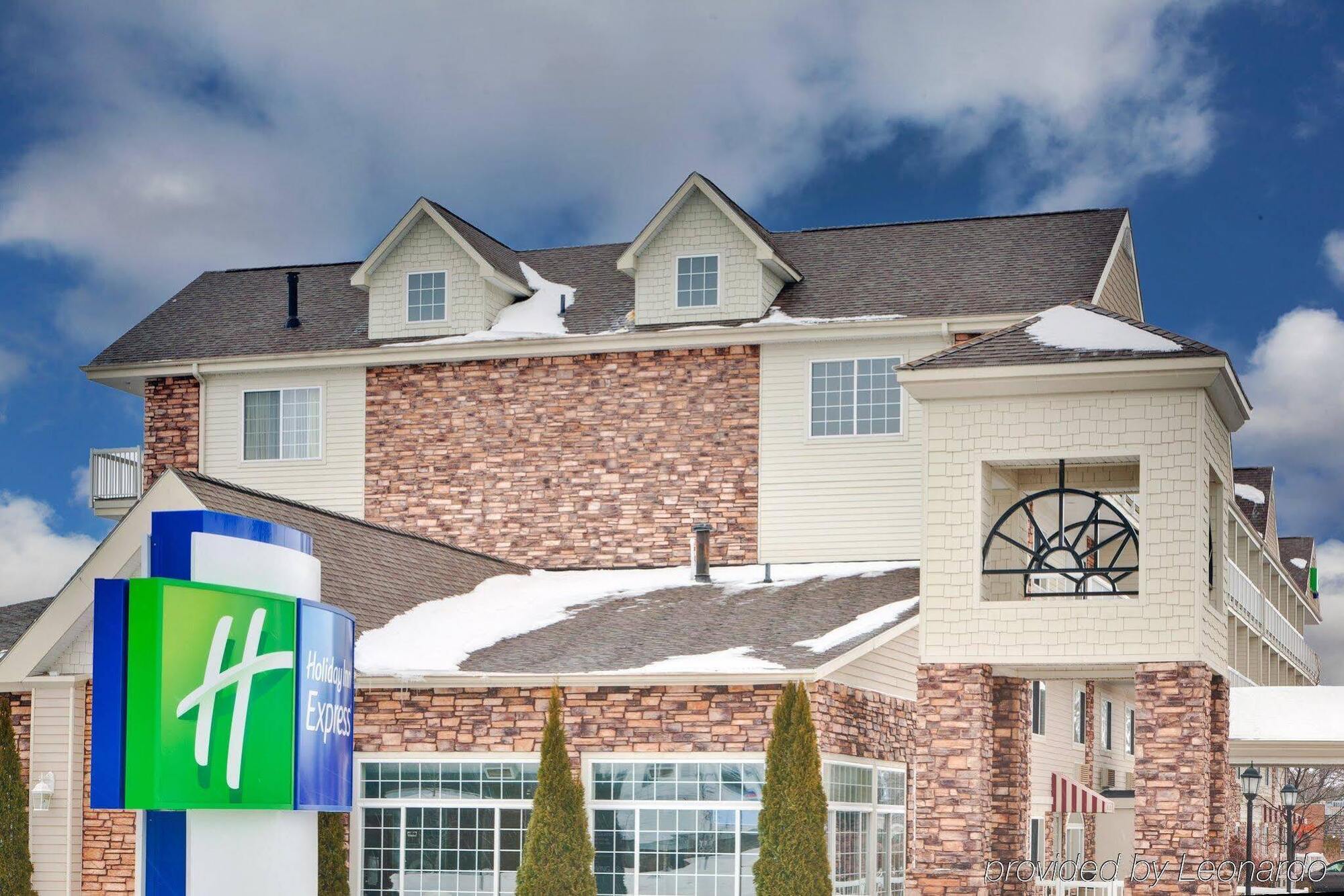 Holiday Inn Express Mackinaw City By Ihg Dış mekan fotoğraf