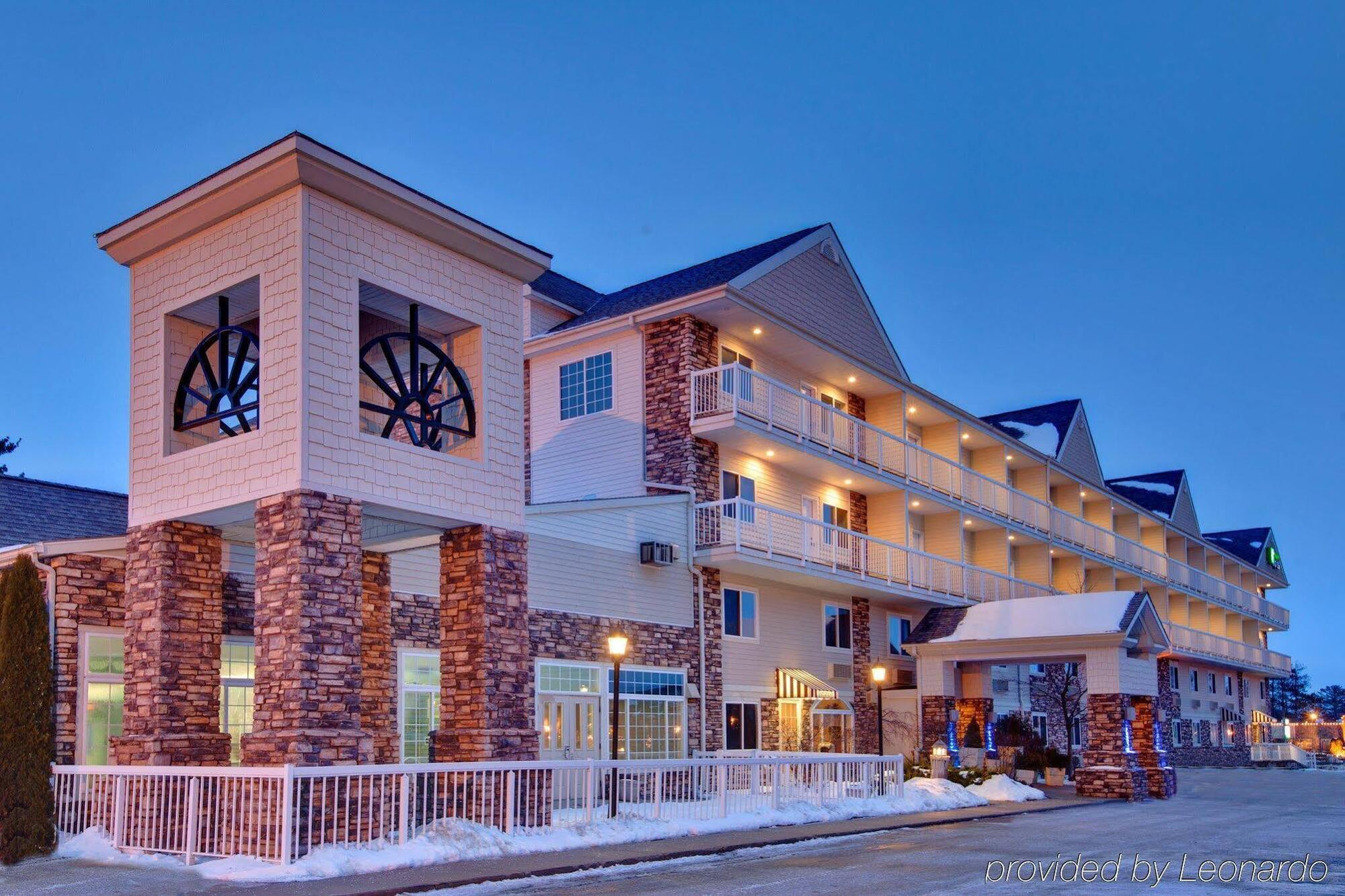 Holiday Inn Express Mackinaw City By Ihg Dış mekan fotoğraf